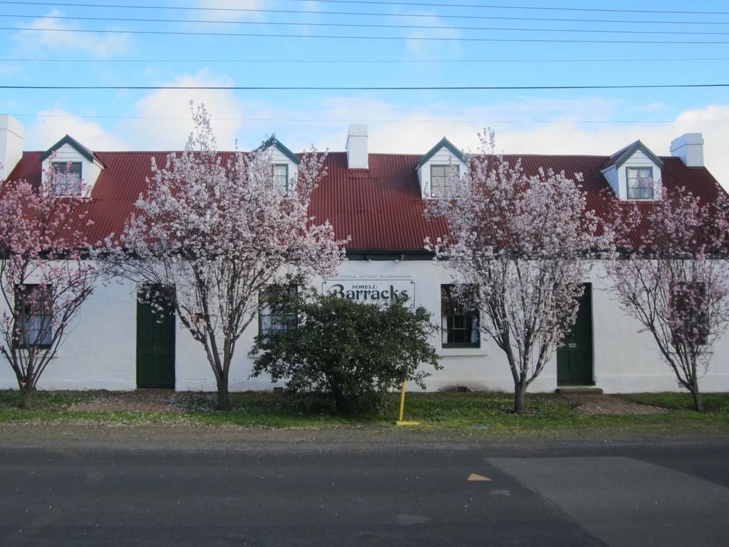 Sorell Barracks Экстерьер фото
