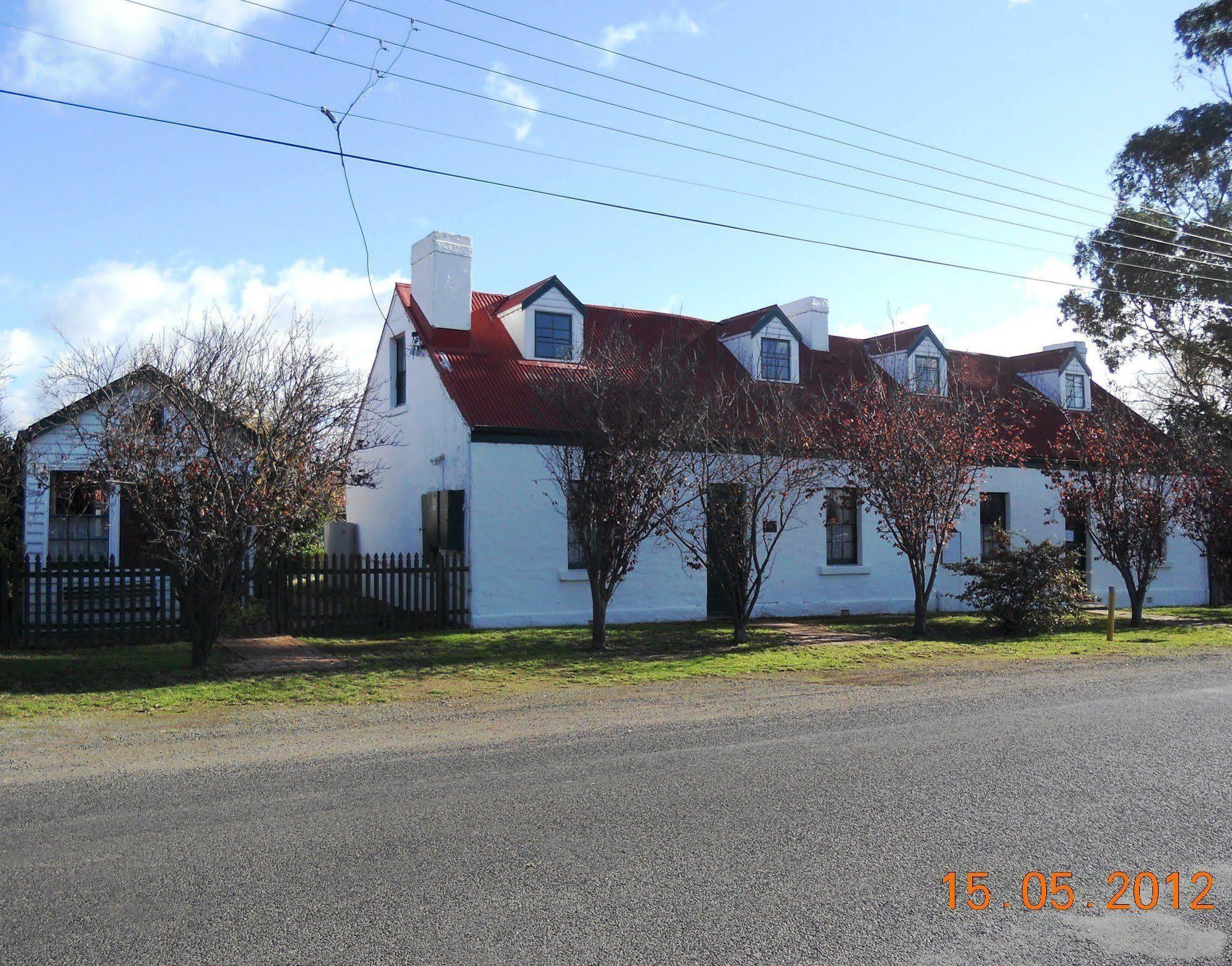 Sorell Barracks Экстерьер фото